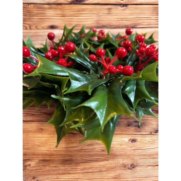 Vintage Holly Berry Christmas Plastic Candle Ring 10" - Picture 3 of 6